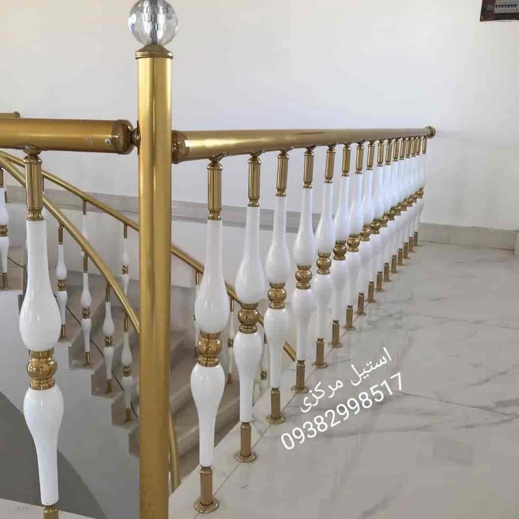 نرده استیل طلایی پایه اشکی سفید