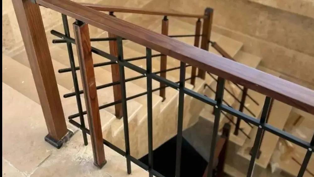 اجرای نرده استیل و حفاظ بانکی در اهواز