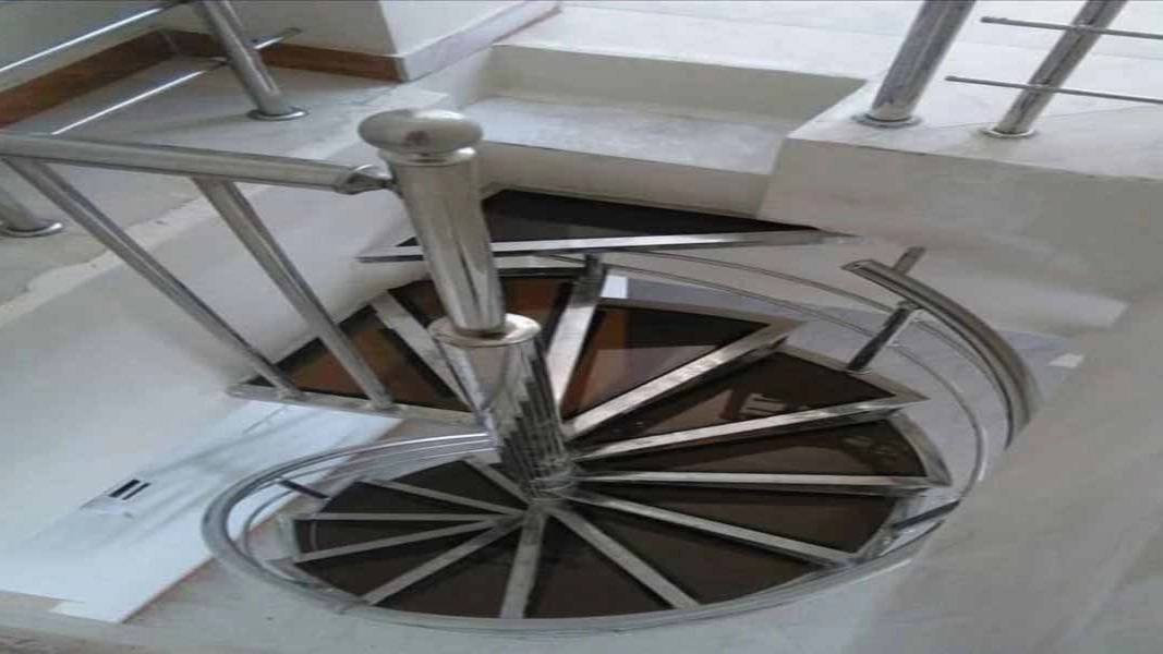 نصب نرده استیل و حفاظ استیل در اهواز